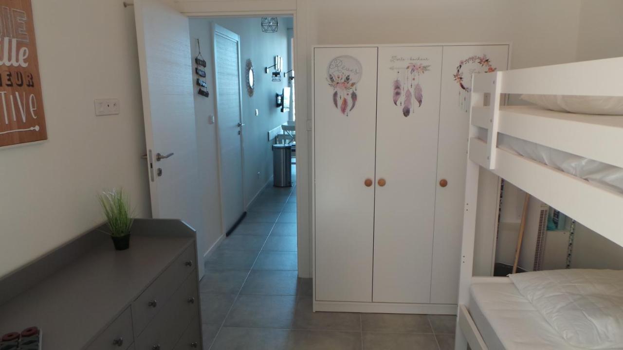 Appartements Modernes Vue Mer A Cap Esterel Сен-Рафаэль Экстерьер фото